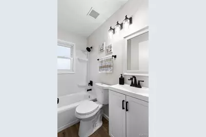 8417 Betty Lee Avenue, Saint Louis, MO 63114 - Photo 15
