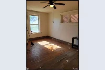 4582 Clarence Avenue, Saint Louis, MO 63115 - Photo 3