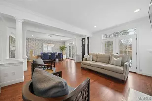 34 Burroughs Ln, Saint Louis, MO 63124 - Photo 9