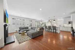 34 Burroughs Ln, Saint Louis, MO 63124 - Photo 13