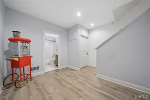 34 Burroughs Ln, Saint Louis, MO 63124 - Photo 47