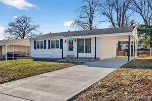 2837 Briarcote Ln, Maryland Heights, MO 63043 - Photo 1