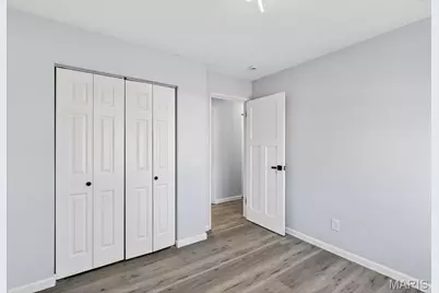 2837 Briarcote Lane, Maryland Heights, MO 63043 - Photo 21