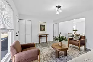 2837 Briarcote Ln, Maryland Heights, MO 63043 - Photo 7