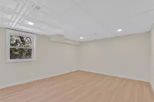 18 Oak Forest Dr, Saint Charles, MO 63303 - Photo 43