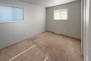 2325 Pheasant Dr, Saint Louis, MO 63031 - Photo 17