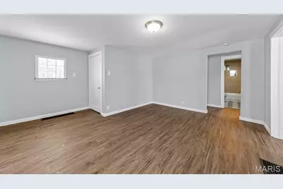 9386 Golden Gate Road, Saint Louis, MO 63144 - Photo 7