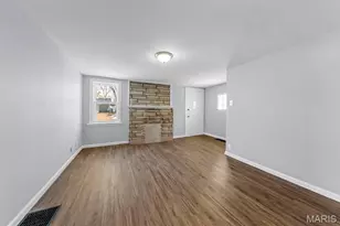 9386 Golden Gate Rd, Saint Louis, MO 63144 - Photo 9