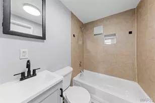 9386 Golden Gate Rd, Saint Louis, MO 63144 - Photo 15