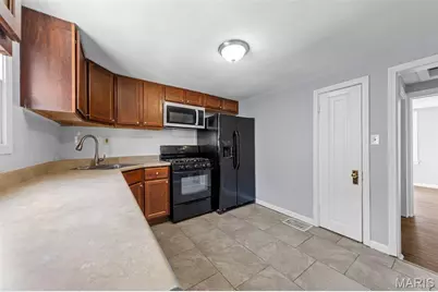 9386 Golden Gate Road, Saint Louis, MO 63144 - Photo 17