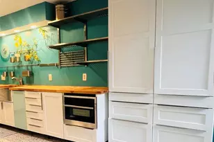 2038 Silent Spring Dr, Maryland Heights, MO 63043 - Photo 41