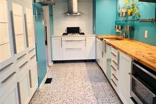 2038 Silent Spring Dr, Maryland Heights, MO 63043 - Photo 43