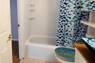 2038 Silent Spring Dr, Maryland Heights, MO 63043 - Photo 29