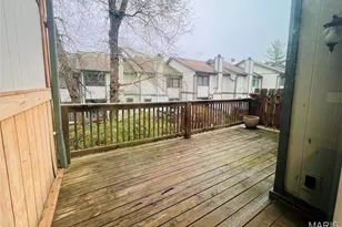 2038 Silent Spring Dr, Maryland Heights, MO 63043 - Photo 15