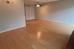 2038 Silent Spring Dr, Maryland Heights, MO 63043 - Photo 13