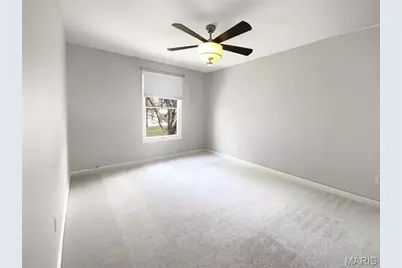 15751 Heathercroft Drive, Chesterfield, MO 63017 - Photo 17