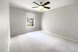 15751 Heathercroft Dr, Chesterfield, MO 63017 - Photo 17