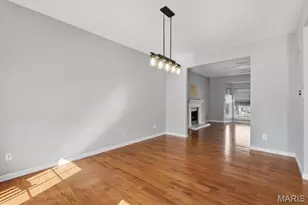 571 Bluffs View Ct, Eureka, MO 63025 - Photo 17