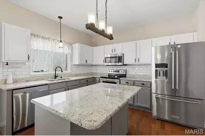 571 Bluffs View Court, Eureka, MO 63025 - Photo 3