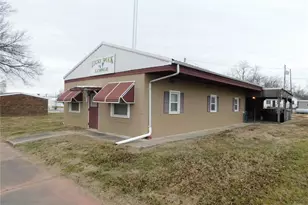 210 Main St, Mendon, MO 64660 - Photo 3