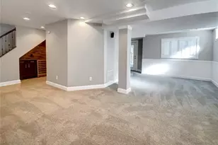 326 Woodlawn Terrace Ct, Ballwin, MO 63021 - Photo 15