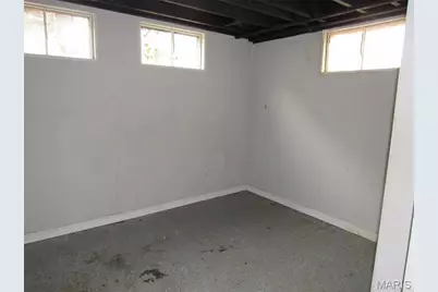 10815 Vorhof Drive, Saint Louis, MO 63136 - Photo 11