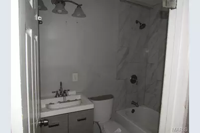 10815 Vorhof Drive, Saint Louis, MO 63136 - Photo 9