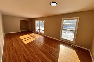 3615 Dwyer Ln, Florissant, MO 63033 - Photo 7