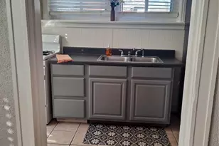 5205 S Kingshighway Blvd, Saint Louis, MO 63109 - Photo 5