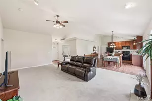 180 Jacobs Way, Saint Peters, MO 63376 - Photo 5