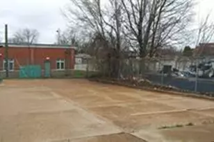 8206 Gravois Rd, Saint Louis, MO 63123 - Photo 15