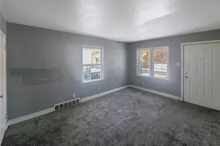 915 Maurice Ave, Ferguson, MO 63135 - Photo 3