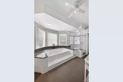 1839 Aston Way, Chesterfield, MO 63005 - Photo 73