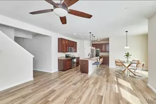 724 Derby Way Dr, Wentzville, MO 63385 - Photo 5