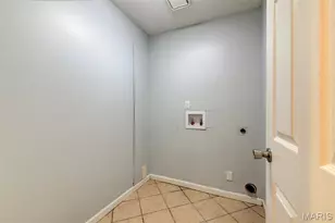 2317 Driftwood Pl, Maryland Heights, MO 63146 - Photo 27