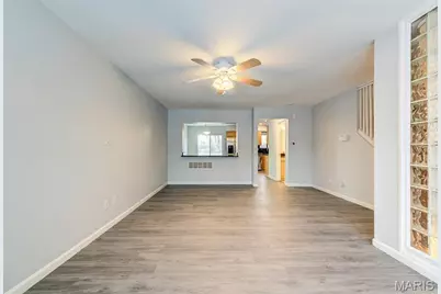 2317 Driftwood Place, Maryland Heights, MO 63146 - Photo 9