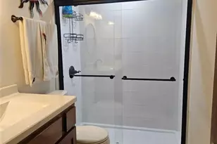 1625 Summergate Pkwy, Saint Peters, MO 63303 - Photo 9