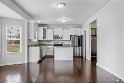 1020 Ashfield Lane, O'Fallon, MO 63366 - Photo 7