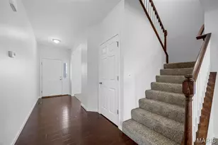 1020 Ashfield Ln, O'Fallon, MO 63366 - Photo 3