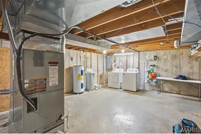 393 Martin Field Court, Villa Ridge, MO 63089 - Photo 37