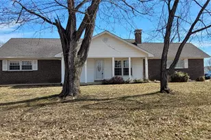 393 Martin Field Ct, Villa Ridge, MO 63089 - Photo 1
