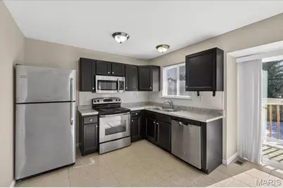 1581 Tea Party Lane, O'Fallon, MO 63366 - Photo 17