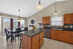 2162 Oakglen St, Imperial, MO 63052 - Photo 17