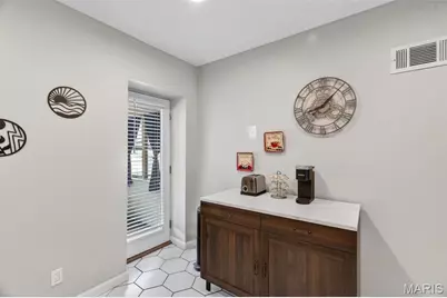 4153 Loughborough Avenue, Saint Louis, MO 63116 - Photo 17