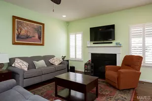 10940 Clydesdale Manors Ct, Saint Louis, MO 63123 - Photo 3