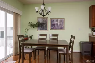 10940 Clydesdale Manors Ct, Saint Louis, MO 63123 - Photo 5