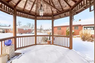 4650 Venarde Dr, Saint Louis, MO 63128 - Photo 41