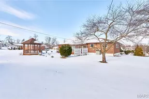 4650 Venarde Dr, Saint Louis, MO 63128 - Photo 39