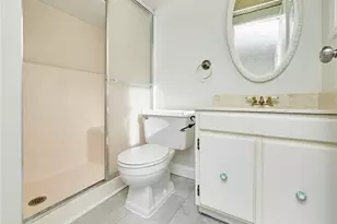 4650 Venarde Dr, Saint Louis, MO 63128 - Photo 25