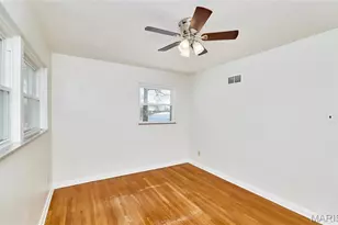 4650 Venarde Dr, Saint Louis, MO 63128 - Photo 27